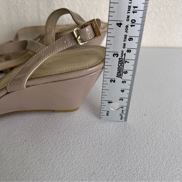 Calvin Klein Thea Strappy patent wedge size 10 - Picture 4 of 7